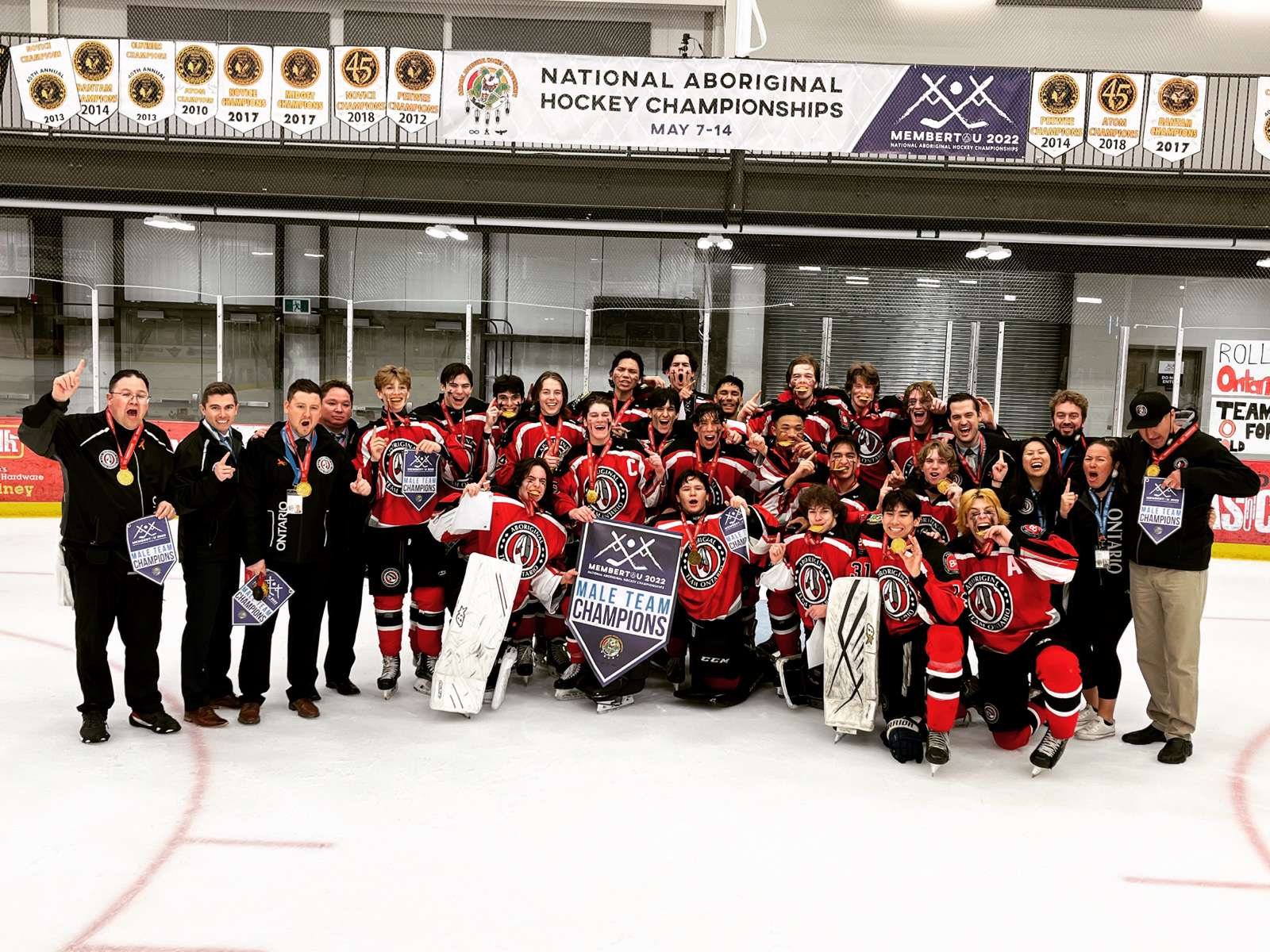 Ontario gold medal boys squad